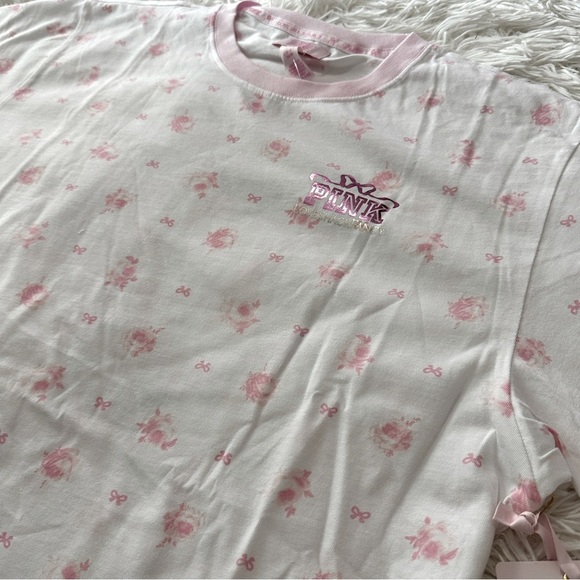 NWT 🌸PINK x LoveShackFancy🌸 Short Sleeve White Oversized Floral Tee Size S - Picture 9 of 13